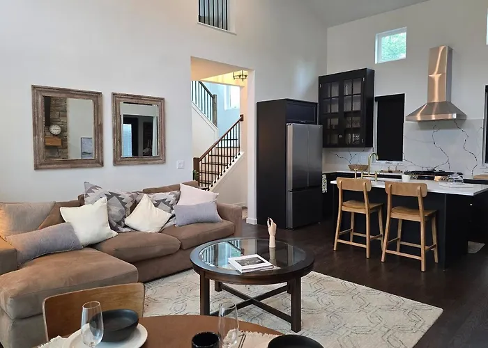 Riverside Retreat Comfort *